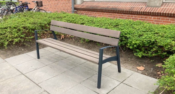 Bæredygtige valg får Odense Universitets Hospitals bænke på plads