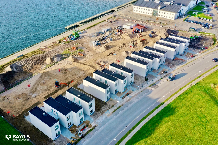 SKRUEFUNDAMENTER TIL RÆKKEHUS