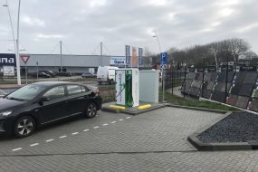 Bilkørsel på el fra 2020 - hvad vil det betyde for vores netværk af ladepunkter i Danmark?