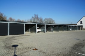 Carporte og garager til Hadsten Boligforening