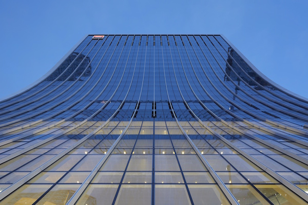 Brandstop til system facader