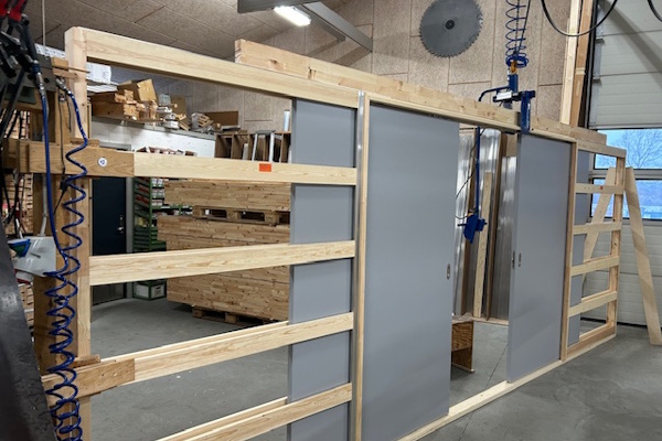 Danskproducerede skydedøre tailormade efter kundens ønske