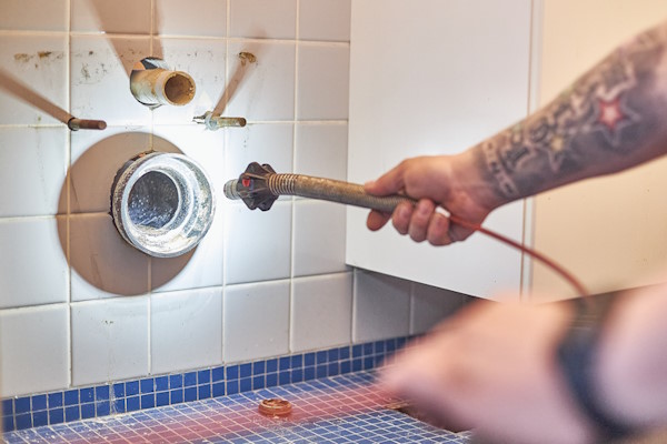 Ejerforening undgår støj og skader med skånsom renovering af faldstammer