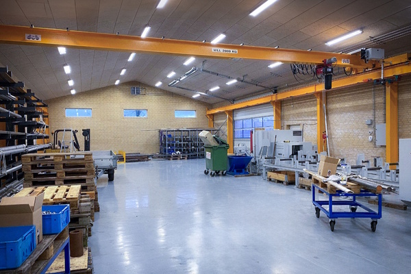 Fleksible kranløsninger til arbejdspladsen