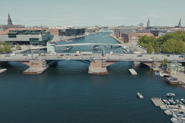 Forstærkning med kulfiber fremtidssikrer Langebro
