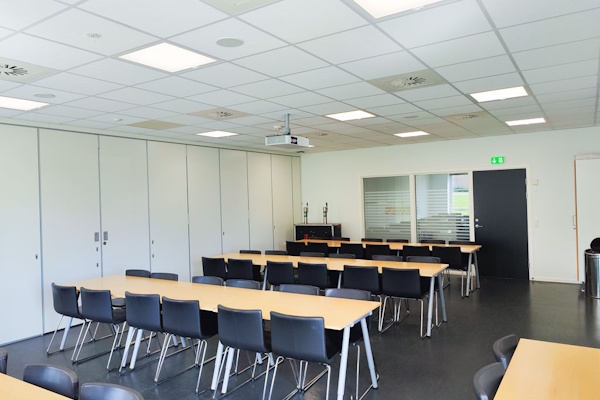 Fremtidssikret kontorlys hos HK Midt