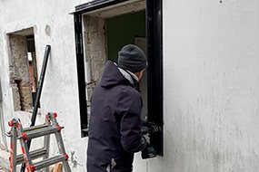 Hurtig og sikker montage af vinduesfals ved nybyggeri og facaderenovering