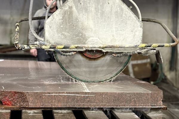 Intet går til spilde hos danstein – natursten i cirkulært kredsløb