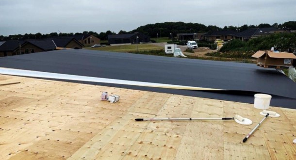 Læg et miljøsikkert giftfrit tag med en lang grøn fremtid