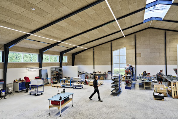 Lyst og sikkert arbejdsmiljø hos DK-EL i Vejle