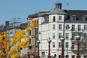 Nedbryd nox-partikler med facaden