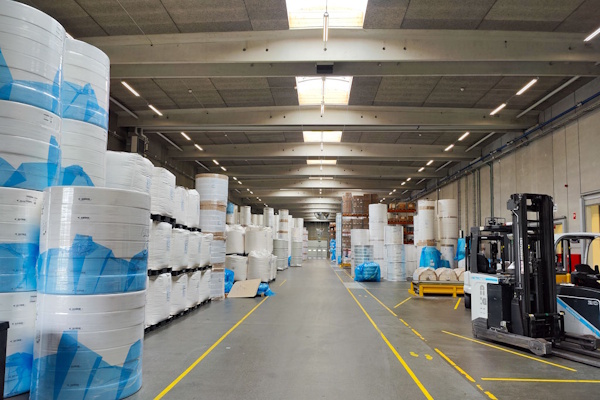 Ny energieffektiv industri belysning til ABENA