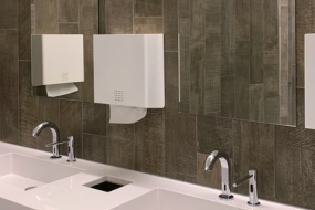 Sanitets- og toiletinventar fra PROOX-Design