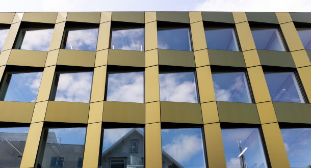 SolarLab skaber fremtidens grønne bygninger med energiproducerende facader