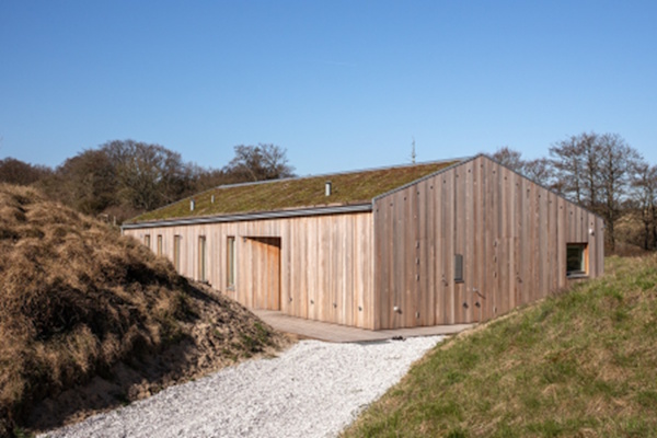 SOMMERHUS I TVERSTED