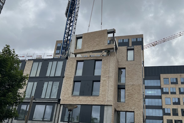 Spæncom sikrer en effektiv byggeproces med færdige facader fra fabrik!