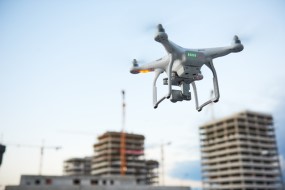 Spar penge med en Sky-Work droneinspektion