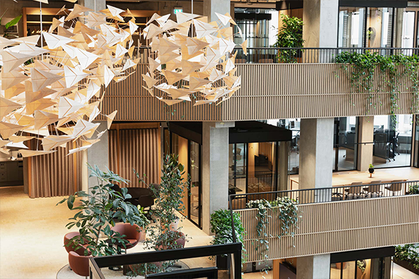THE ROOM — tilpasset til indretningen, ikke omvendt