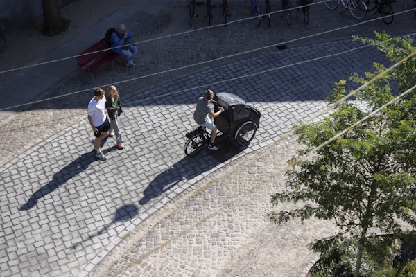 Ukrudtsfri, stabil og klimasikret belægning – med rådgivning hele vejen